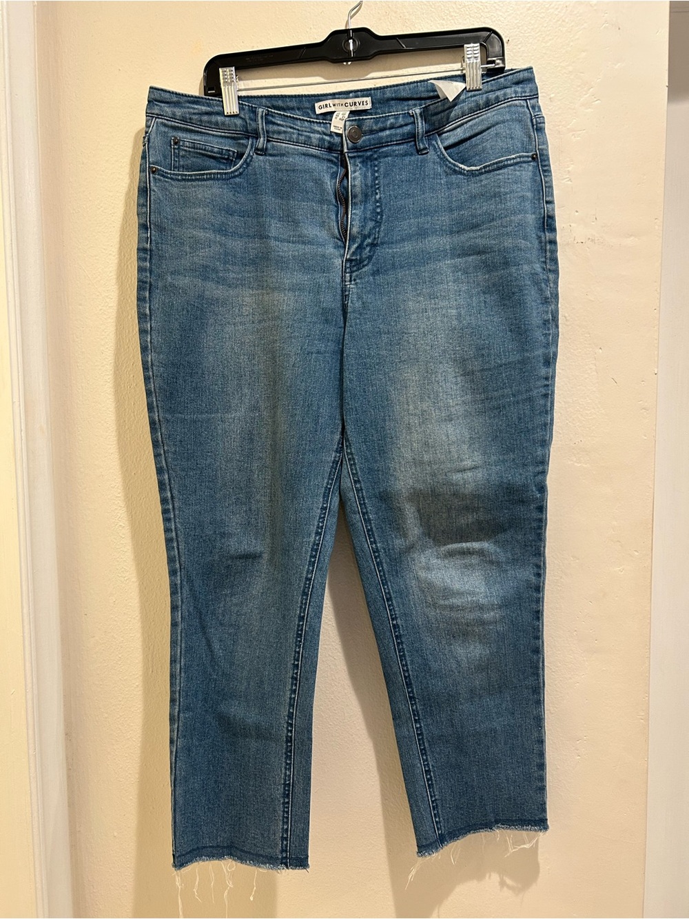 Women Light Blue Denim Jeans Girl with Curves